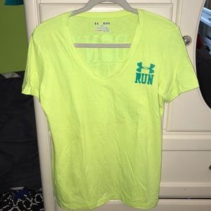 Under Armour T-shirt
